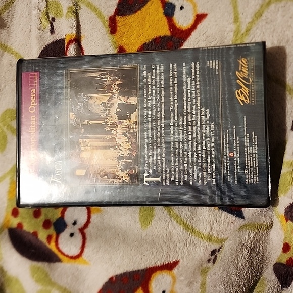 The Metropolitan Opera Tosca VHS - Picture 2 of 2